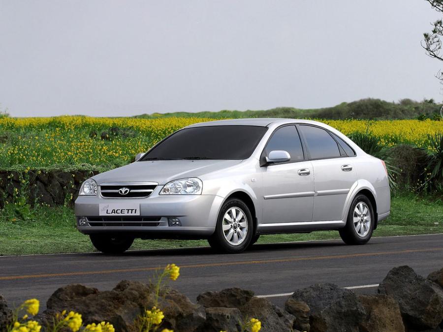  Daewoo Lacetti Sedan 2004 года  (фото 4 из 8)